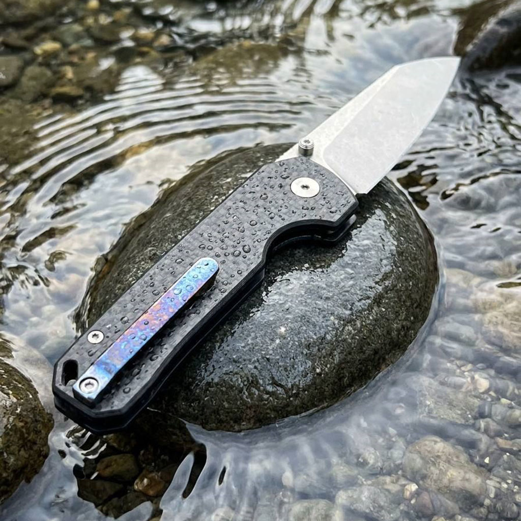 Tunafire knife GT-T0070-3 Folding EDC Knife |2.99" VG10 Blade, Carbon Fiber Handle, Ball Bearing, 81g Lightweight Stonewash Pocket Knife