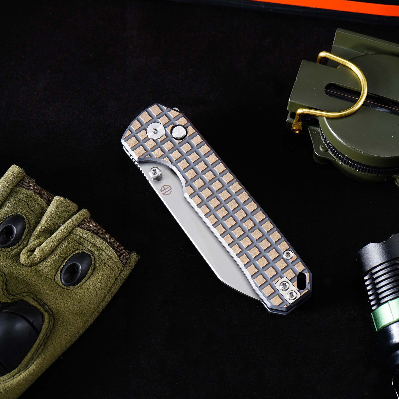 Tunafire knife GT-T0070-6  | 2.95"Stone Wash VG10 Blade  | Khaki Titanium Alloy Handle  | Button Liner Lock | Tunafireknives