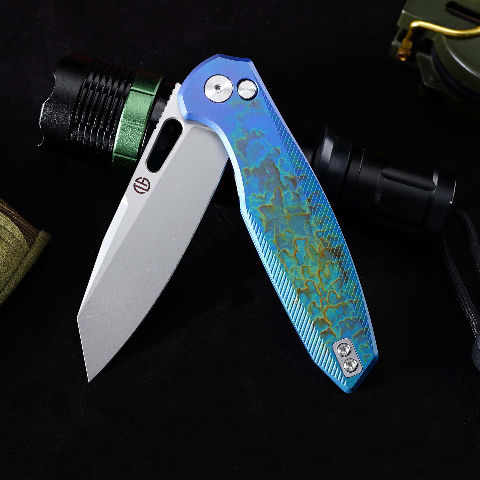 Tunafire Knife GT-T0044-5 |3.39 "|VG10 Blade| Button Lock| Titanium Alloy Burning Blue Handle |TUNAFIRE KNVES