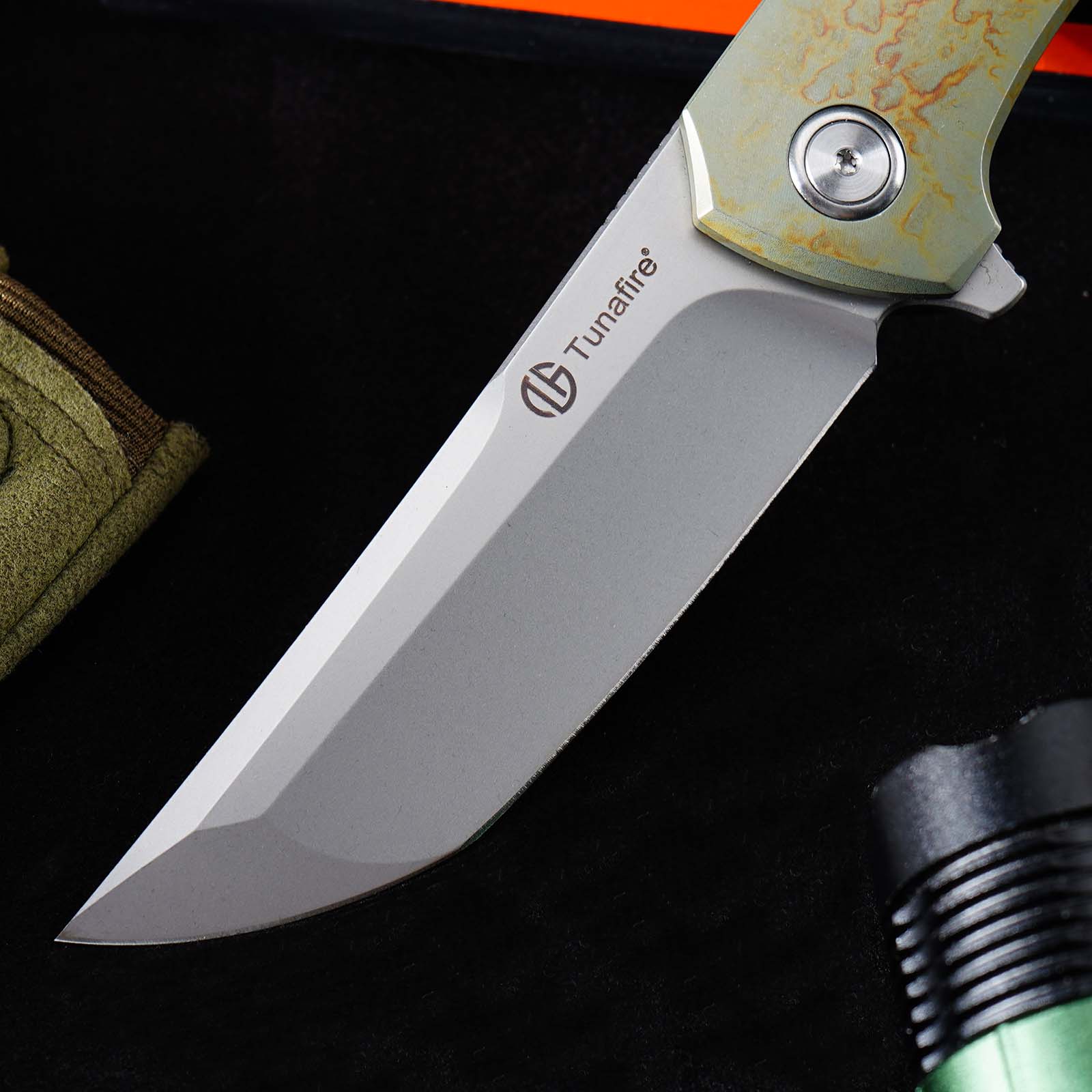 Tunafire GT-T0075 Folding Knife 3.43"VG10 Stainless Steel Blade Titanium Handle Ceramic Ball Bearing Pocket Knife