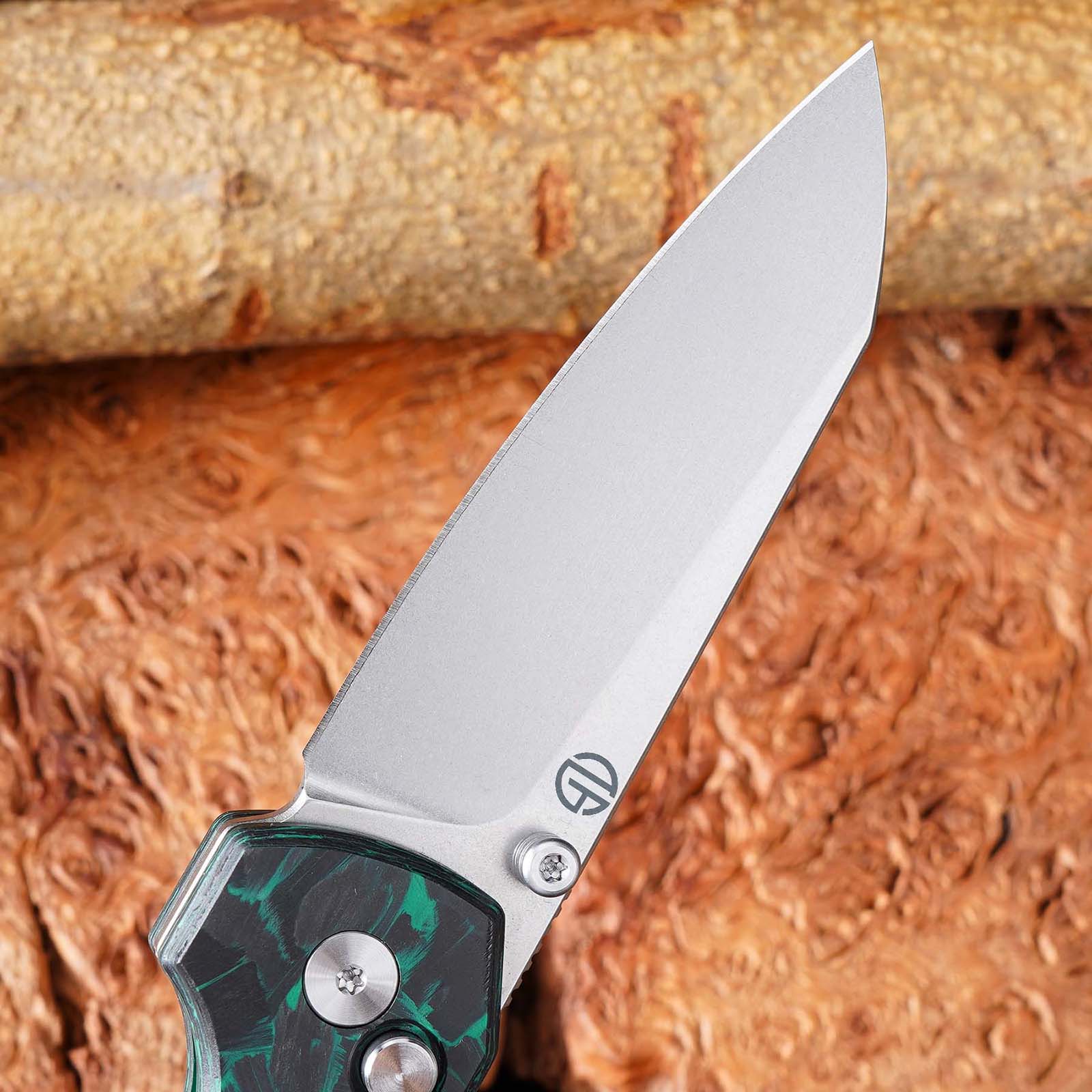 Tunaifire GT-T0070-3 Folding Knife | VG10 Blade | Luminous Carbon Fiber Green Glow-in-the-dark Handle | Button Liner Lock | Pocket Knife