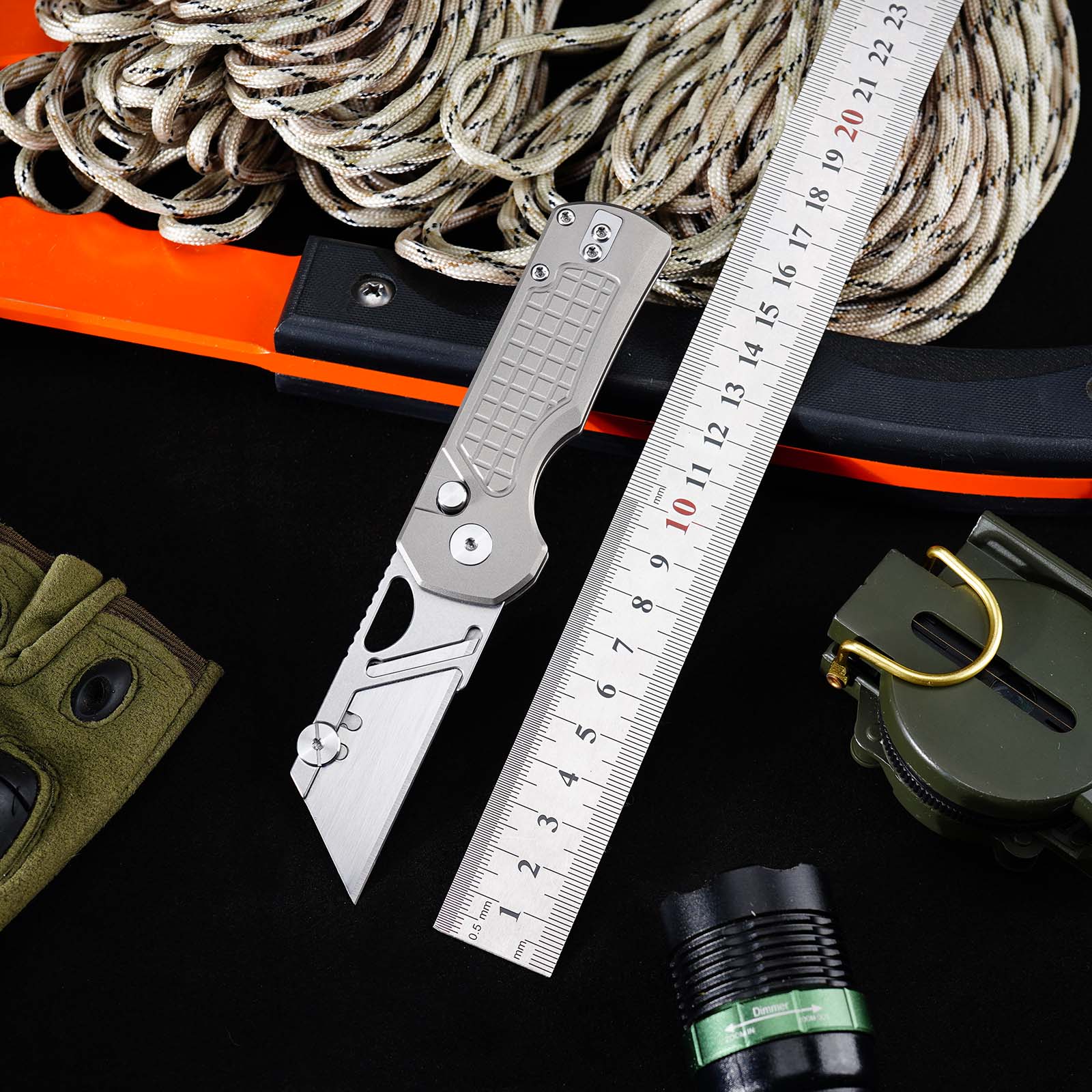 Tunafire MGD-1 Portable Foldable Multi-functional Cutting Knife, Carbon steel detachable blade, Titanium alloy rear clip EDC knife