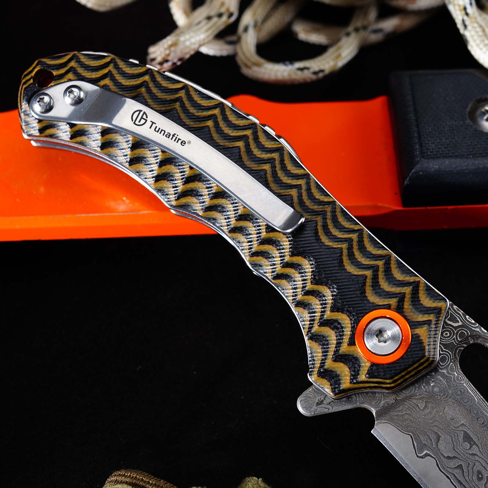 Tunafire Knife GT-DM021 2.68&rdquo;Damascus steel Knife Brown Two Color G10 Handle Portable Outdoor Camping Survival Tool