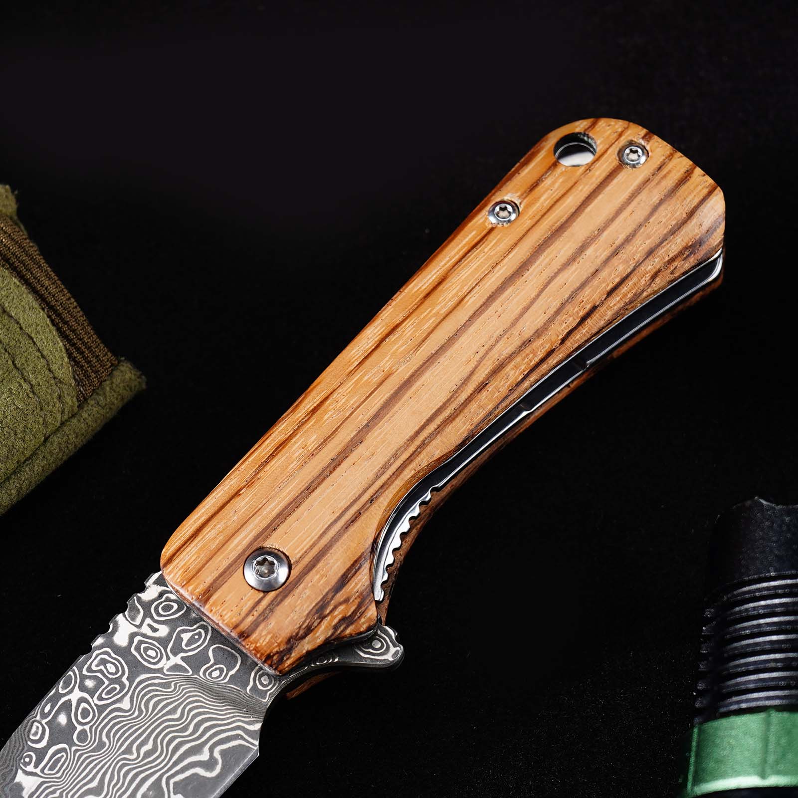 Tunafire Mini EDC Pocket Knife GT-DM022 Damascus Steel Folding Knife Zebra Wood Handle Ball Bearing Portable Everyday Carry Knife