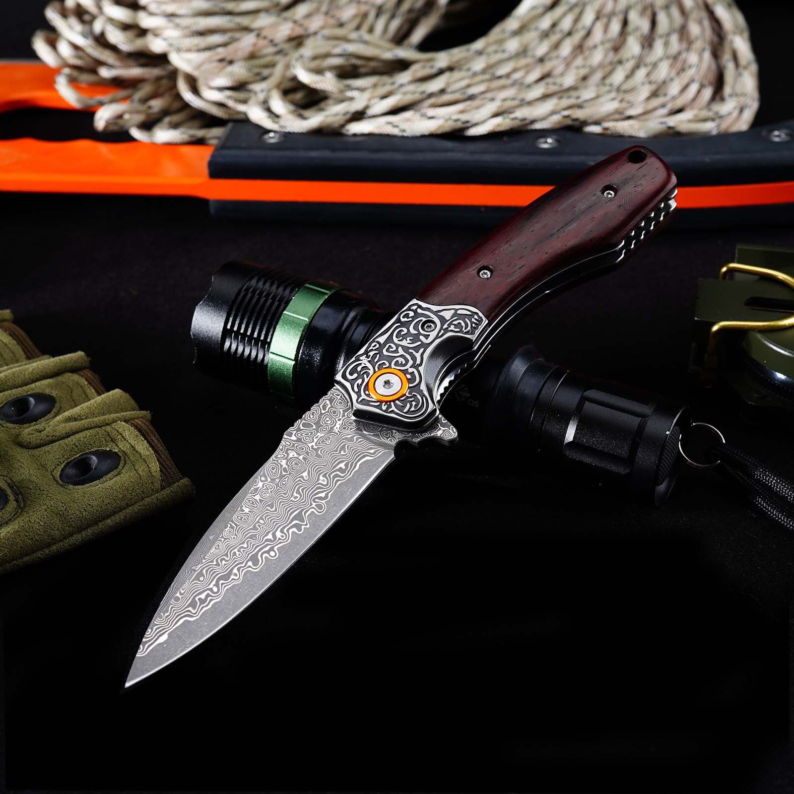 Tunafire GT-DM023 EDC Folding Pocket Knife, Chinese Damascus Steel, Safflower Wood Handle with Smooth Ball Bearing Opening