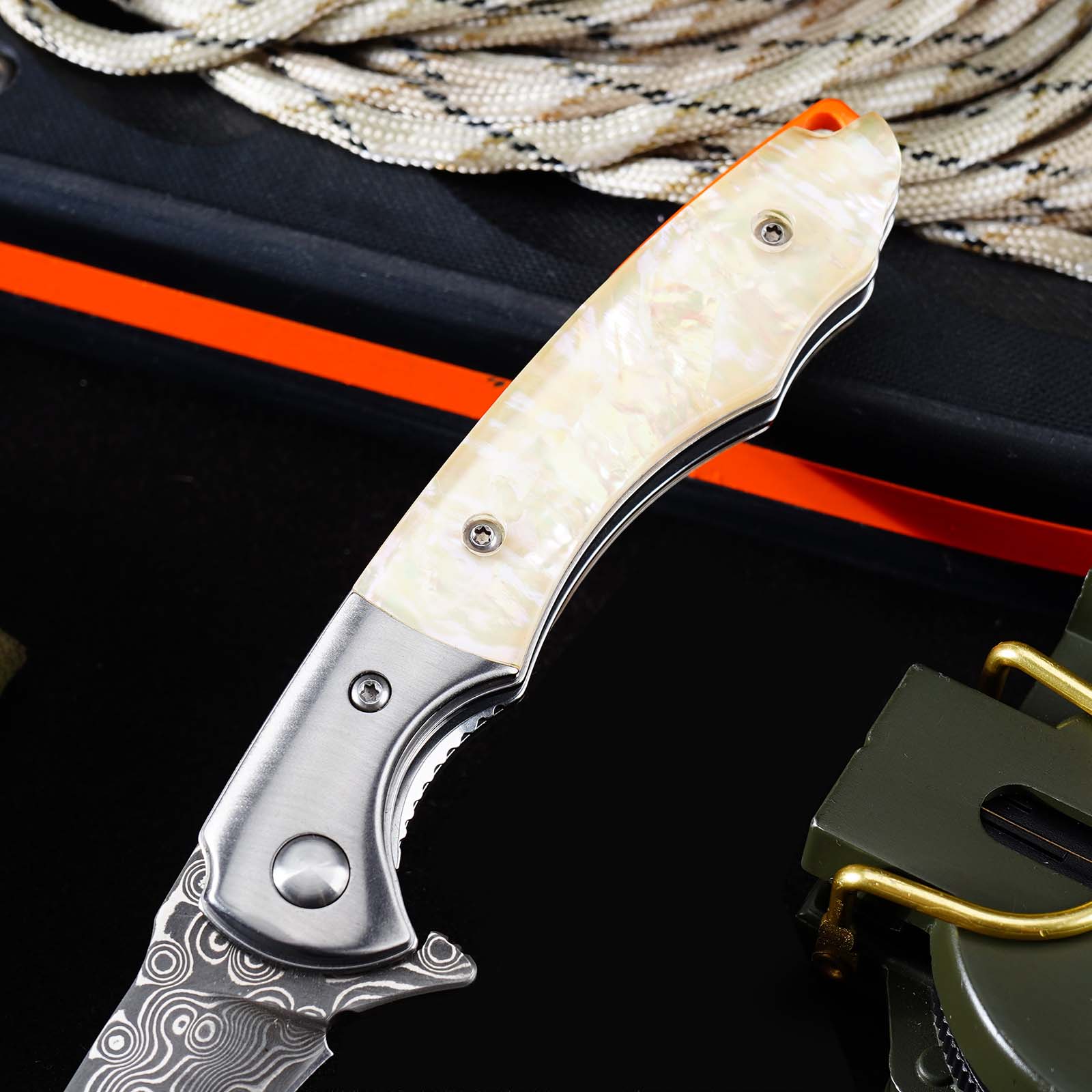 Tunafire GT-DM014 Everyday Carry Folding Knife | 76 Layers Damascus Blade, White Shellfish Inlay Handle